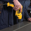 Электрическая дрель DEWALT 13 мм, 701 Вт, с регулировкой скорости DWD112E