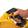 Компактная воздуходувка DEWALT DCE100N для строительной площадки